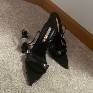 Selling brand new heels for $40 or best offer - size 5 1/2!